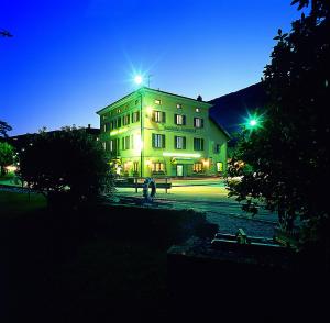 Byggingin sem hótelið er í