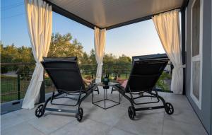 Fotografie z fotogalerie ubytování Gorgeous Home In Sveti Filip I Jakov v destinaci Sveti Filip i Jakov
