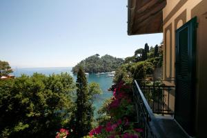 a view of a river from a balcony at Hotel Piccolo Portofino in Portofino
