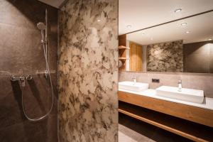 Kúpeľňa v ubytovaní Das Naturhotel die Eng