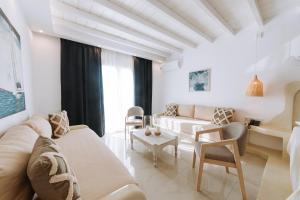 Posedenie v ubytovaní Naxian Emerald Hotel