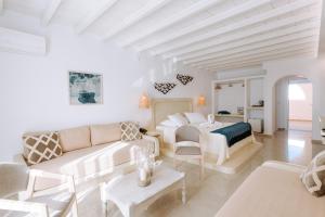 Posedenie v ubytovaní Naxian Emerald Hotel