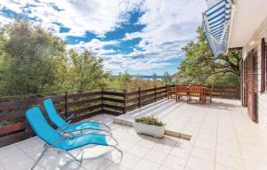Fotografie z fotogalerie ubytování Apartment in Jadranovo 41867 v destinaci Jadranovo