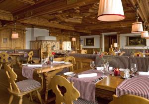 Restaurace v ubytování Interalpen-Hotel Tyrol