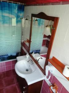 Koupelna v ubytování Hostería Casa Flor + 36 fotografií