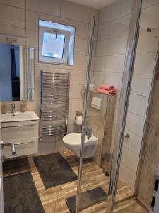 Koupelna v ubytování Apartman centrum v súkromí Reštaurácia U Jakuba