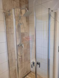Koupelna v ubytování Apartman centrum v súkromí Reštaurácia U Jakuba