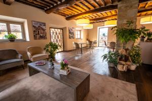 A seating area at Il Pradicciolo Agriturismo