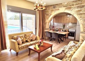 A seating area at Traounou Serenity Villa