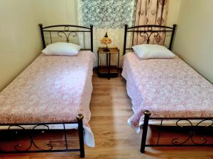 A bed or beds in a room at Traounou Serenity Villa