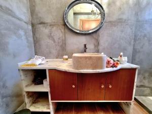 A bathroom at Traounou Serenity Villa