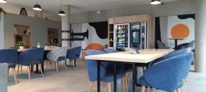Appart Hotel Odalys City Toulouse Blagnac Aéroport的休息区