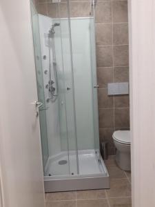 A bathroom at Bed&breakfast BBqueen Sandonato Policlinico