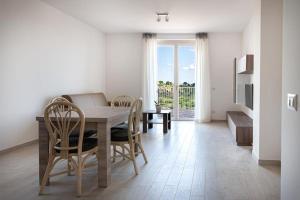 A seating area at Sul Calar del Sole al Conero