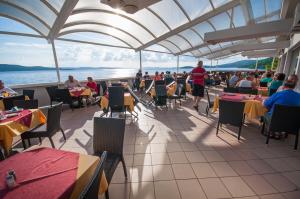 Restaurace v ubytování Hotel Agava