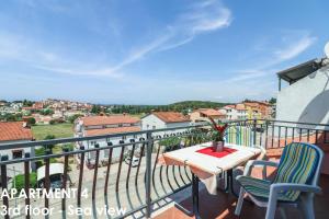 Balkón nebo terasa v ubytování Beautiful Sea View Apartments - Niko Čeko