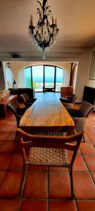 Ein Sitzbereich in der Unterkunft Villa Puerto Blanco