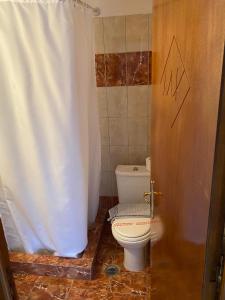 Ванна кімната в MK Glaros