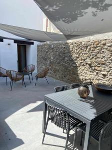 A seating area at Casa Rural El Americano y disfruta de lo natural
