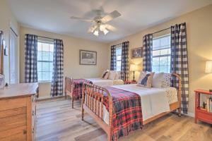 Gallery image of Fox Ridge Farmhouse - Hill Country Getaway! in San Marcos