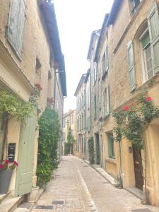 Zdjęcie z galerii obiektu Uzes duplex atypique calme w mieście Uzès