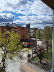 Zdjęcie z galerii obiektu Large apartment with 4 bedrooms, central location w mieście Tampere