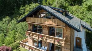 Budynek, w którym mieści się apartament