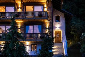 Budynek, w którym mieści się apartament
