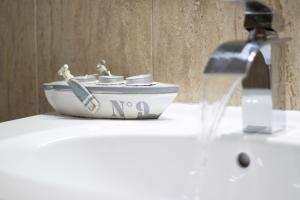 Kúpeľňa v ubytovaní Apartamento playa arenal Calpe Grupo Terra de Mar, alojamientos con encanto + 37 fotografií