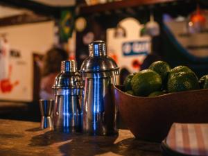 Nápoje v ubytování Numa Boa HOSTEL Búzios