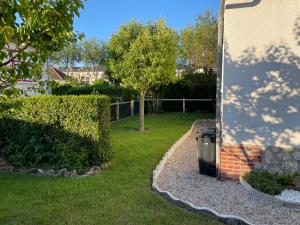 Fotografia z galérie ubytovania Maison individuel à Deauville a deux minutes à pied de la gare de Dauville v destinácii Deauville