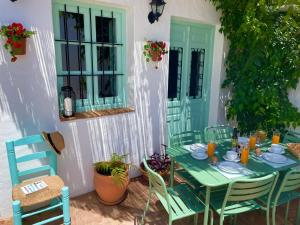 A garden outside Casa Salamanquesa
