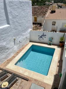 The swimming pool at or close to Casa Salamanquesa