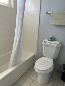 Bagno di Sunset Inn