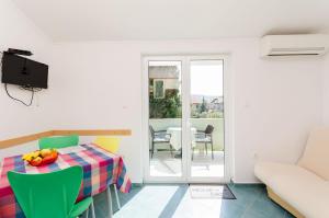 Posedenie v ubytovaní Apartments Ruzica M