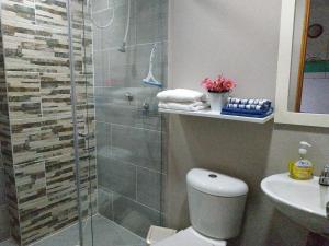 Kylpyhuone majoituspaikassa APARTAMENTO LIVING en La CEJA