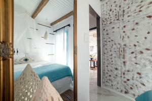 Posteľ alebo postele v izbe v ubytovaní Sunset Suite Elena