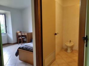 Kúpeľňa v ubytovaní QOELET - B&B Etico e Sociale + 34 fotografií