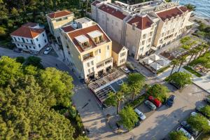 an overhead view of a city with buildings at Apartel Park Osejava in Makarska