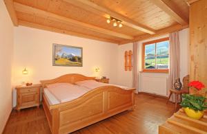 Posteľ alebo postele v izbe v ubytovaní Niglutsch Apartement Puflatsch