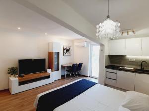 Kuchyň nebo kuchyňský kout v ubytování White House apartments