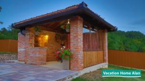 Gallery image of Vacation home Alan 2 in Kulen Vakuf