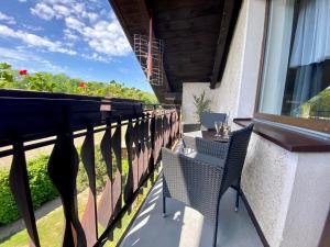 Rõdu või terrass majutusasutuses Apartmán U Babičky