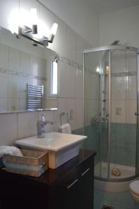Ванная комната в Villa Elm