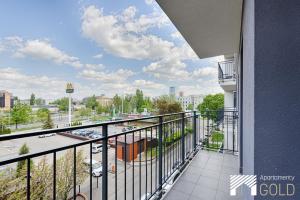 Balkon lub taras w obiekcie Central Park Supreme II by LookAp