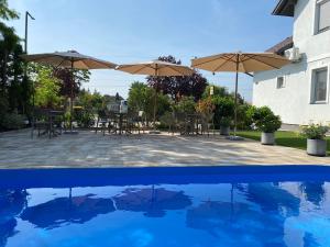 The swimming pool at or close to Best Apartman Lelle