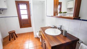 Un baño de HolidaynorthTenerife Caserío Rural Los Charcos