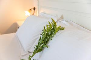 A bed or beds in a room at Villa Sotiris