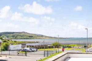 Gallery image of Bridge Inn Studio Apartments in Donegal