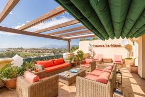 Balkón alebo terasa v ubytovaní Penthouse Puerto Banus Sea View